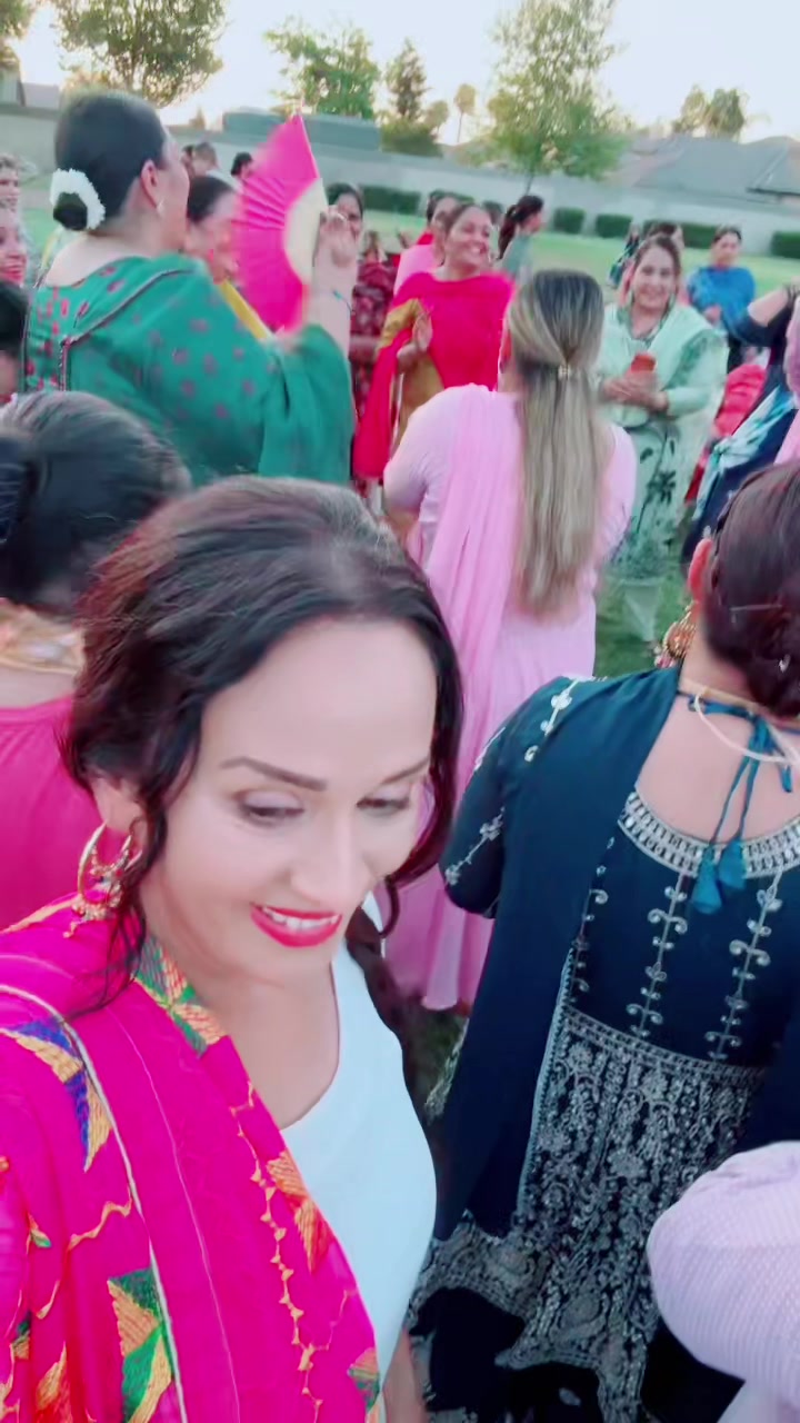 @Soni Paras