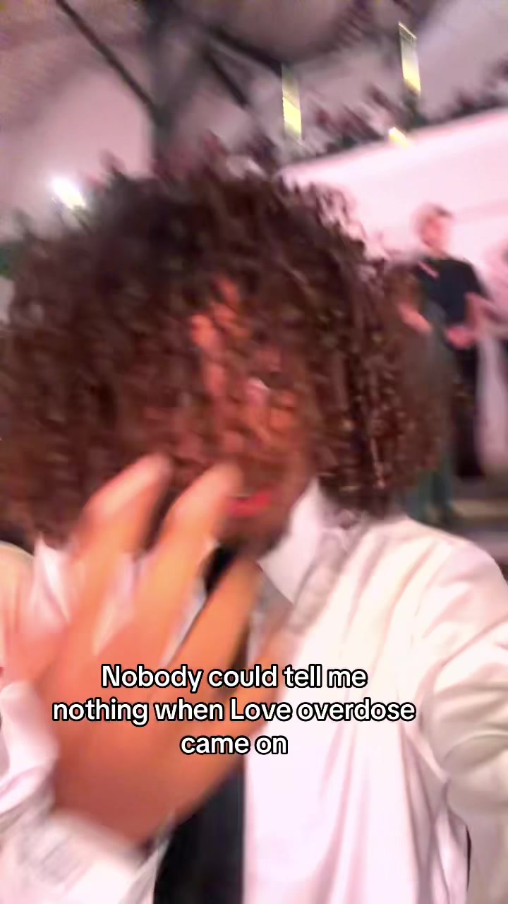 @D E E ๐ค