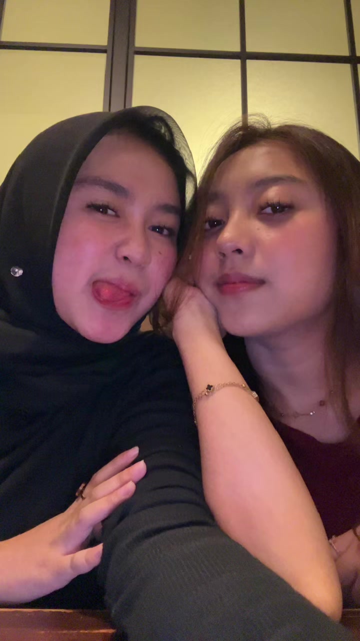 @azuziii