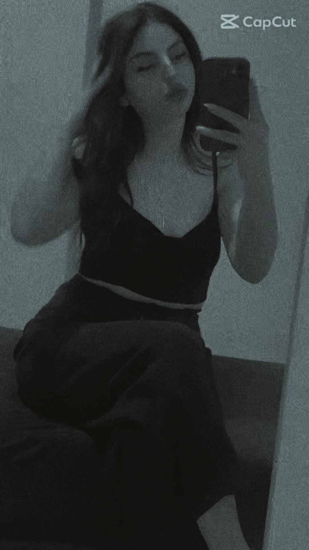@👸