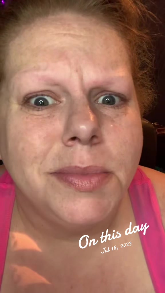 @Over40makeuptok