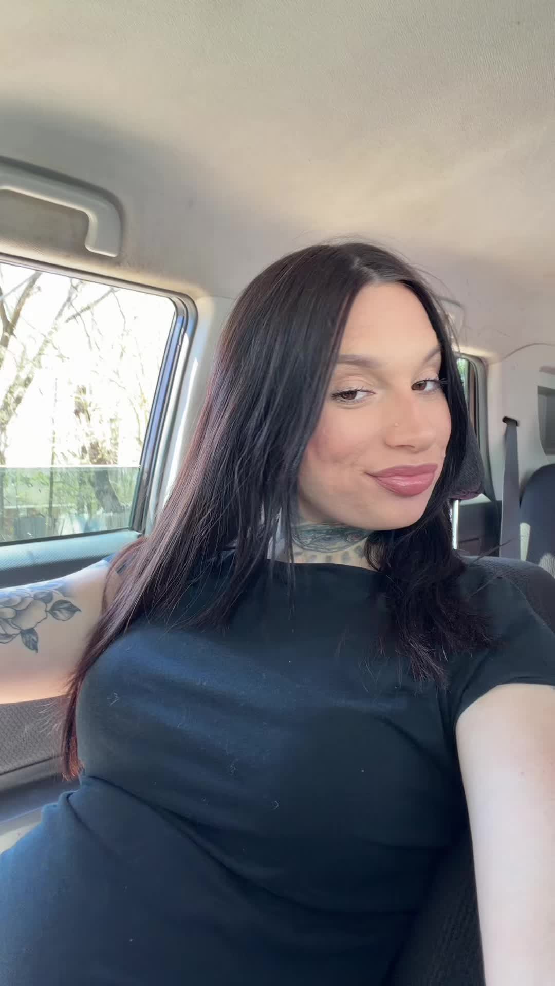@laylay🔋