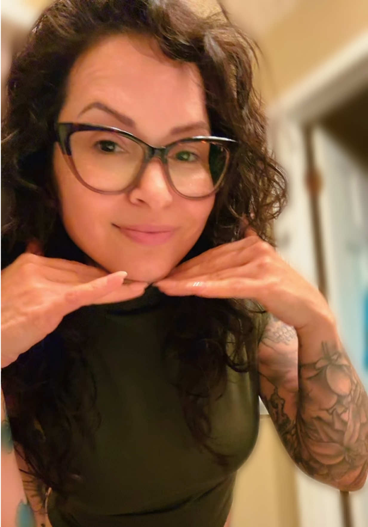 @ink&rsquo;d_office_chick