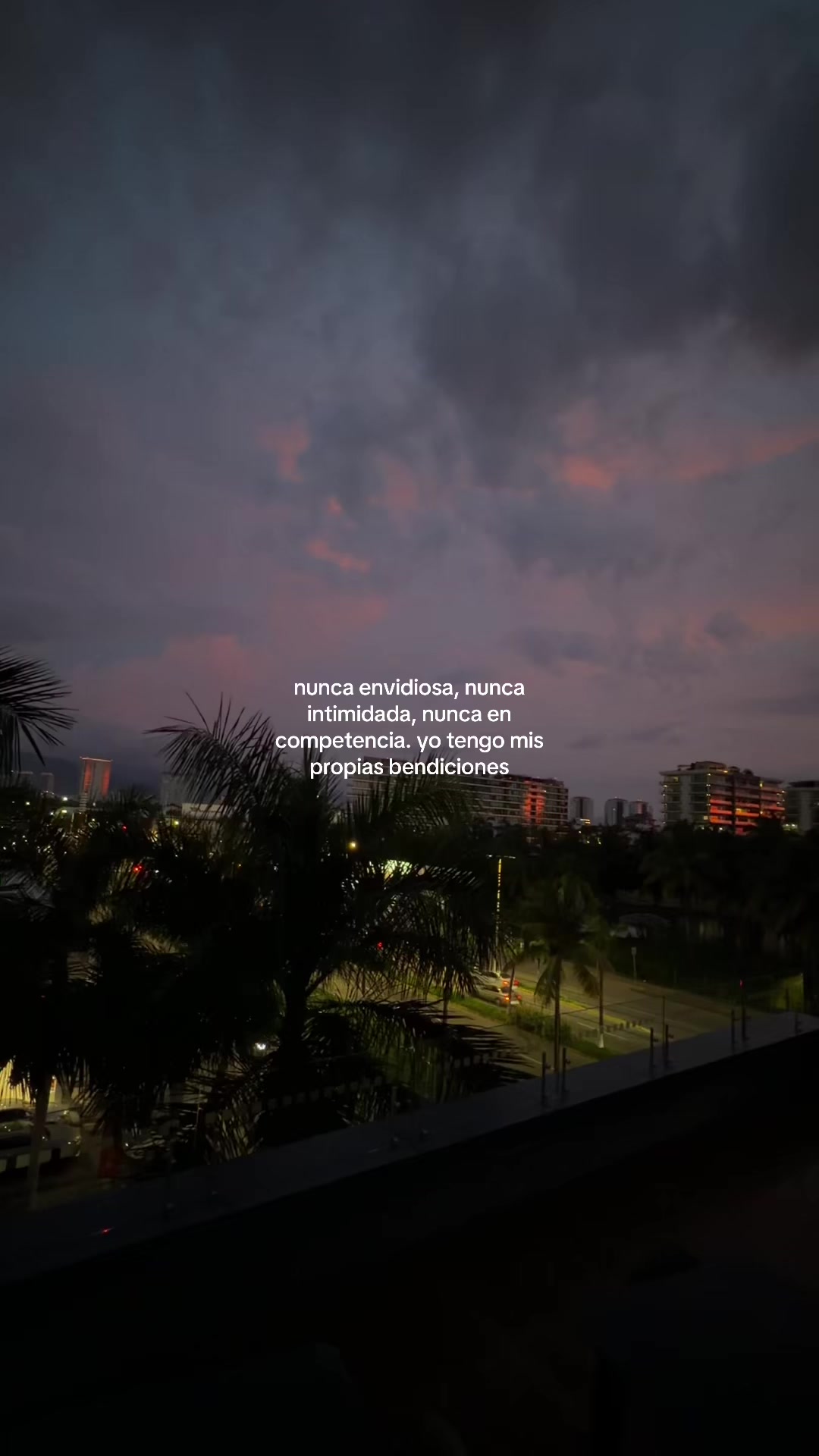 @𝐌𝐚𝐫𝐢𝐥𝐲𝐧 ✩