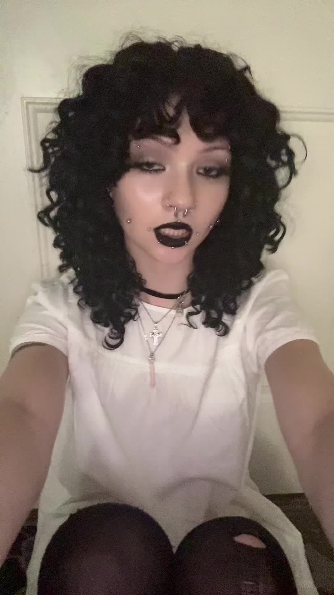 @miss.porcelain_