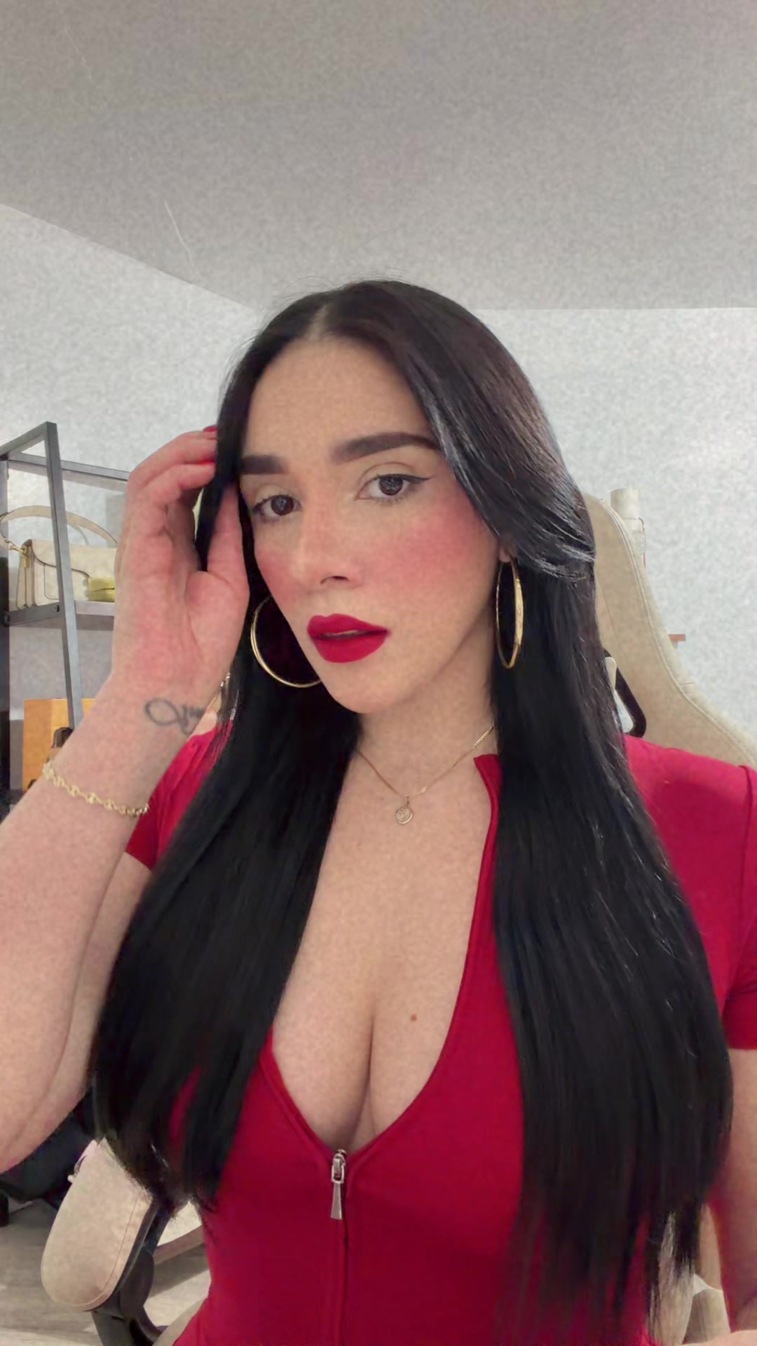 @michyoficial