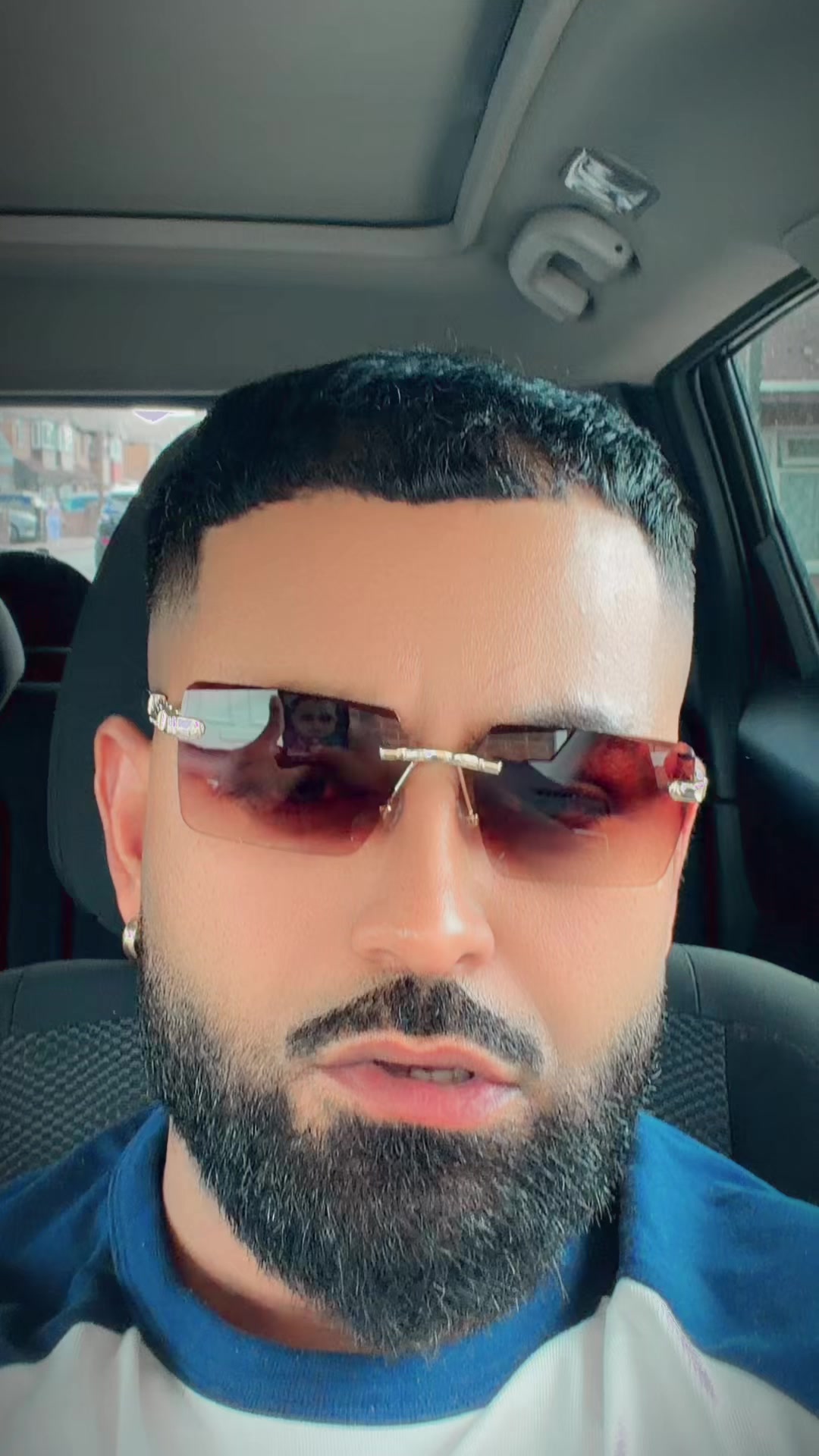 @𝐇 𝐨 𝐧 𝐞 𝐲