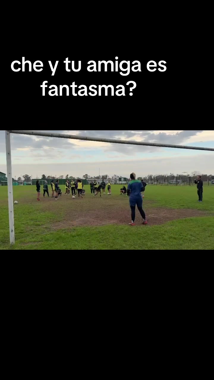 @Nanu Mujica💫