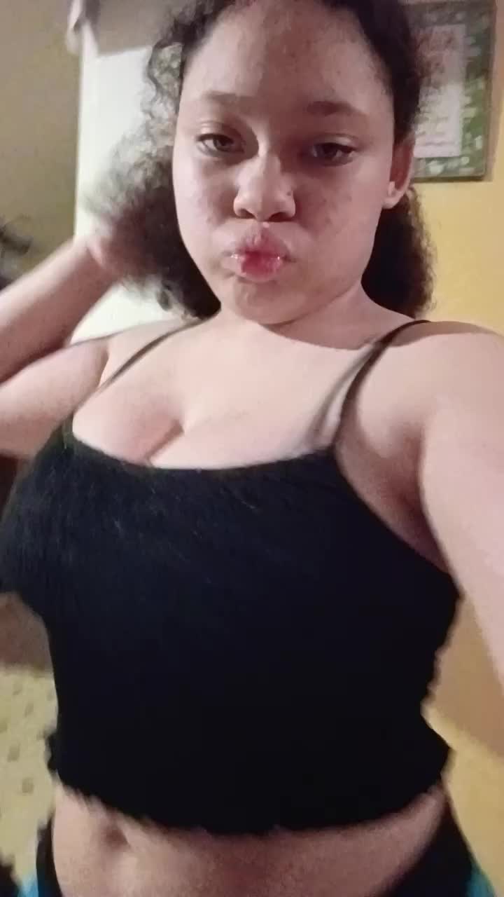@Mariah 😶🌫️🖕🏽