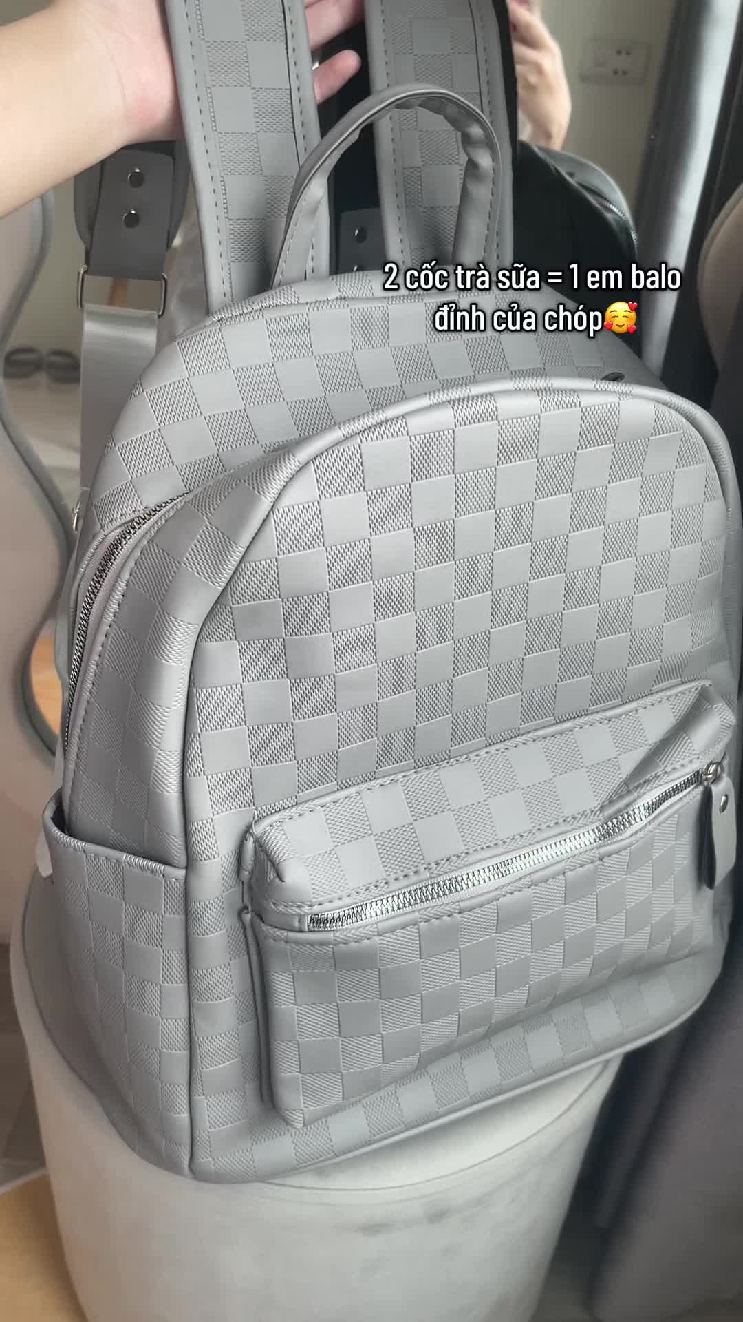 @Qu&aacute;ch T&uacute; T&uacute;i X&aacute;ch
