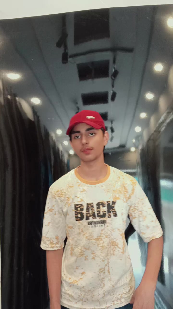 @💫AWAIS✨