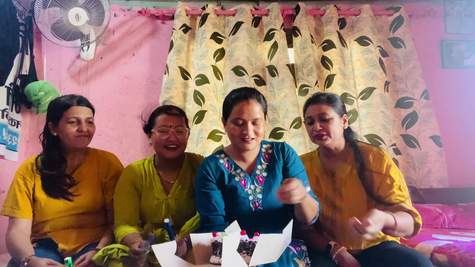 @muna shrestha