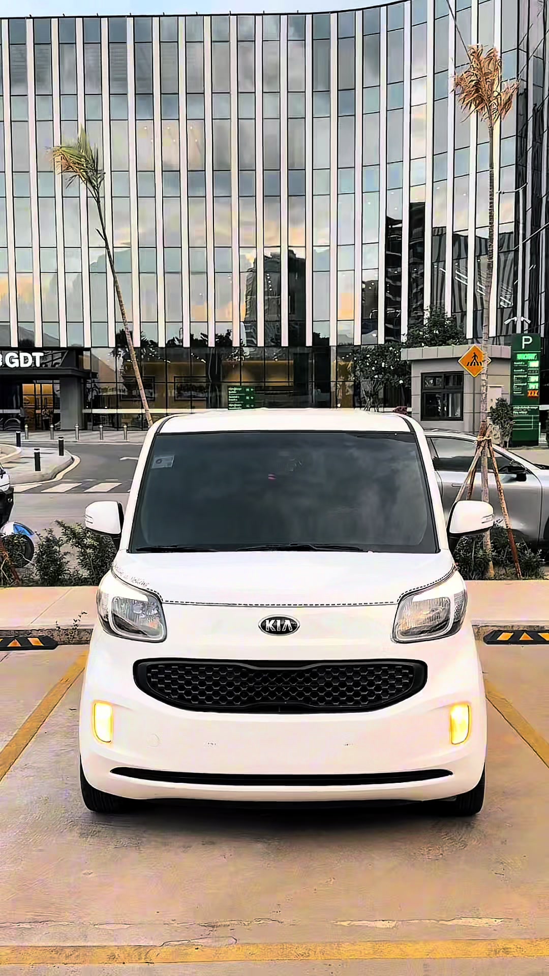 @Remyy
