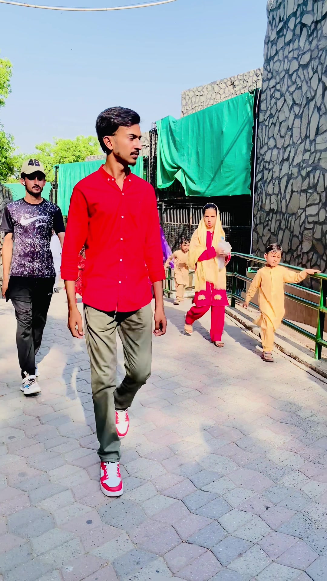 @Hasnat ⚡️ Mustafa 🪐