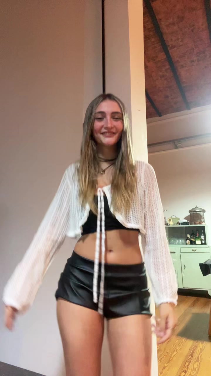 @avistepann