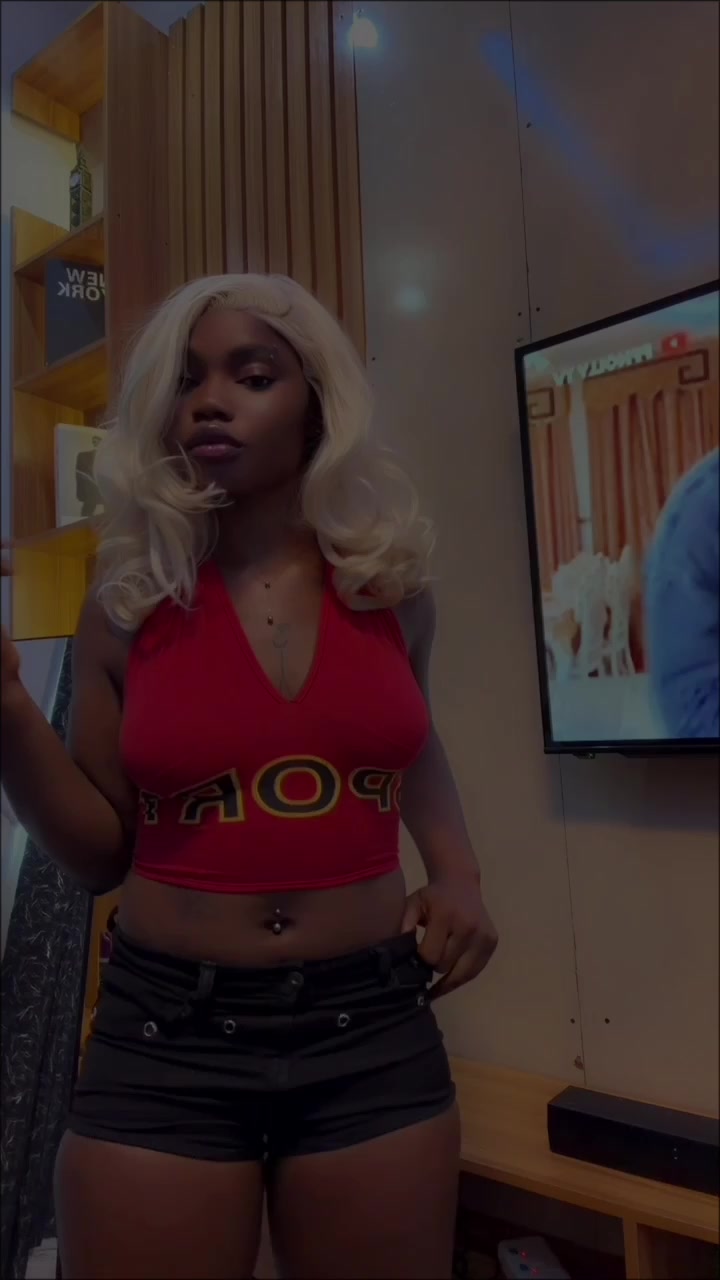 @TARI🍑🐍🩵