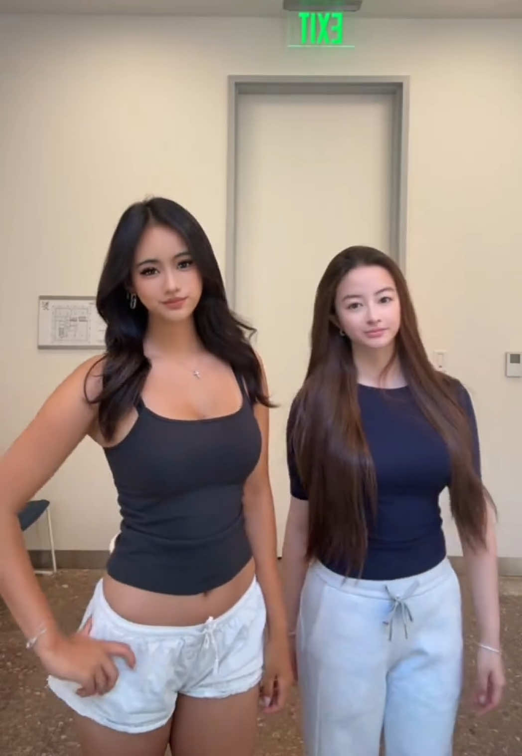 @2stephaniez1