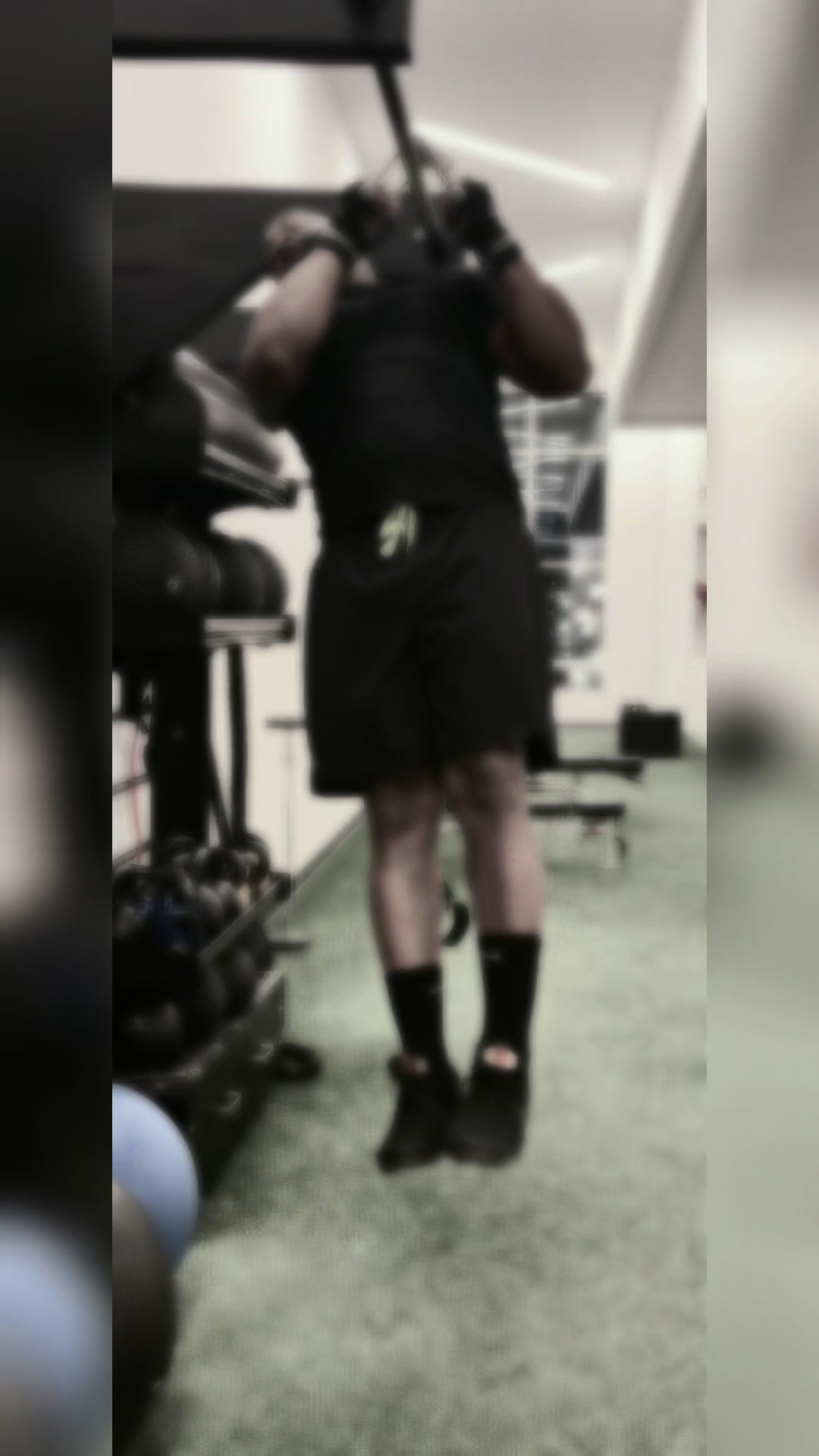 @EL.B-FIT