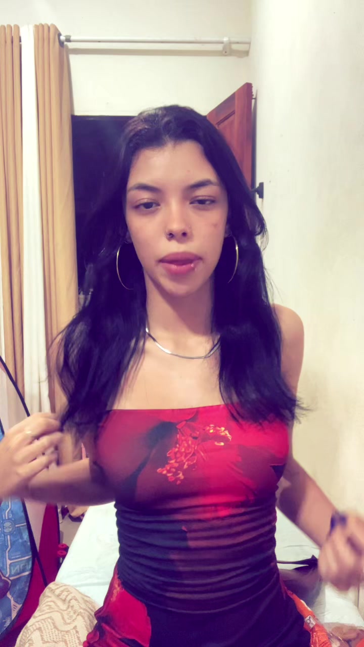 @Thaisinha ✨