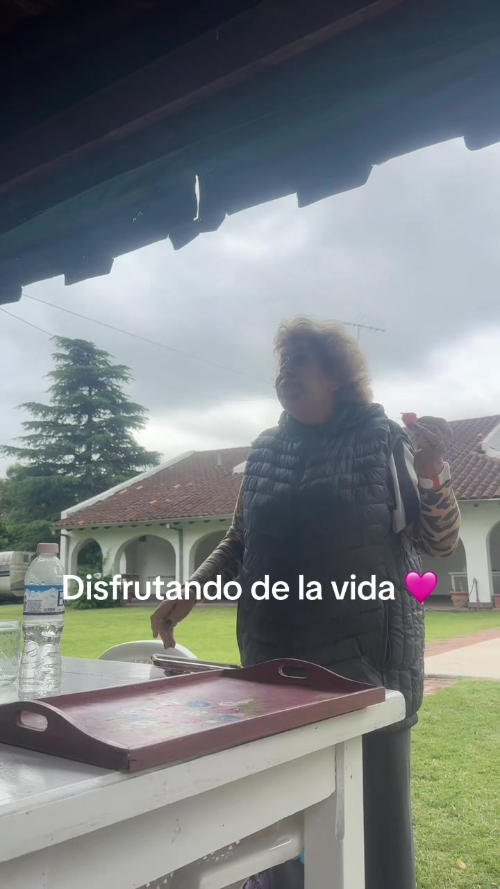 @Laabuelacoqui
