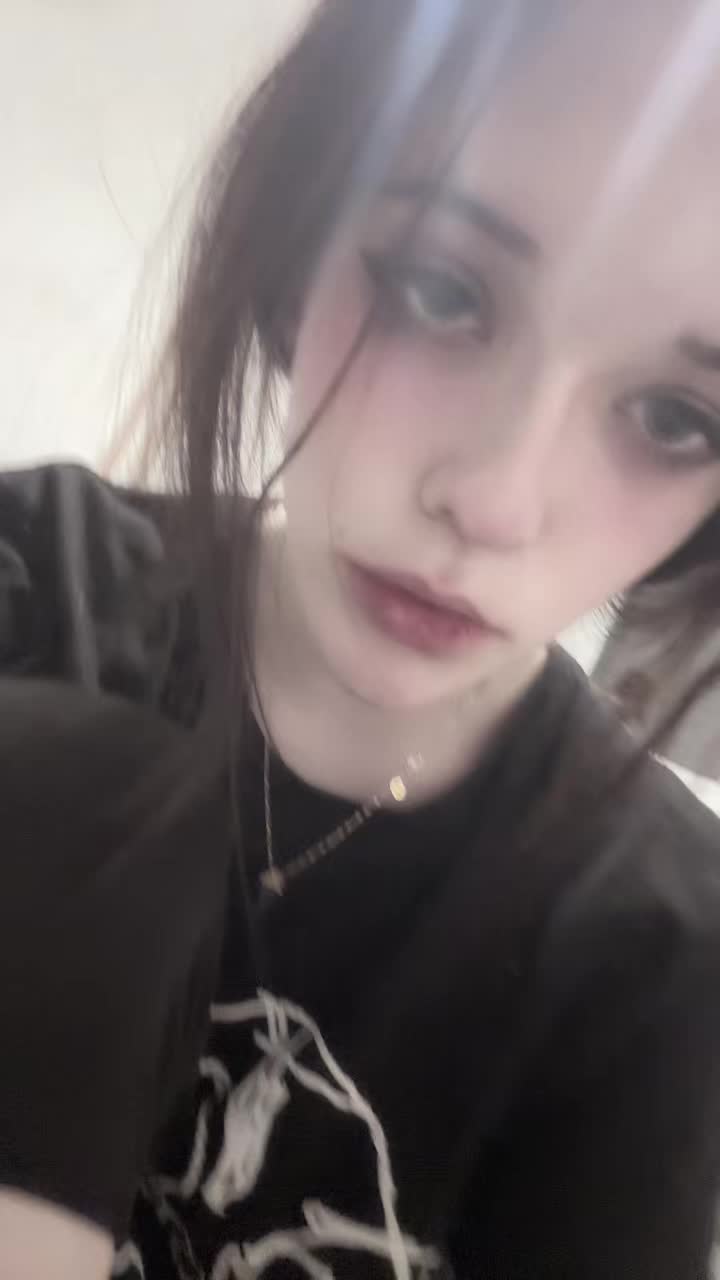 @ᚷ1ᛖik0RR@