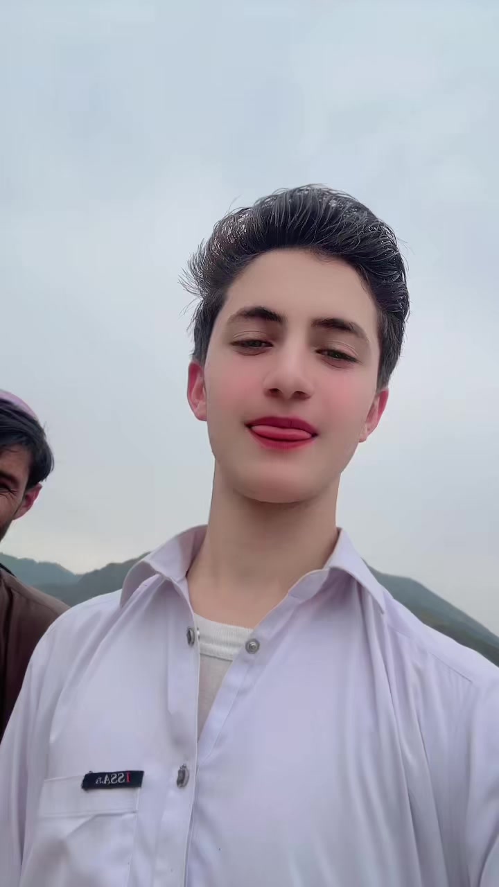 @Khan😘