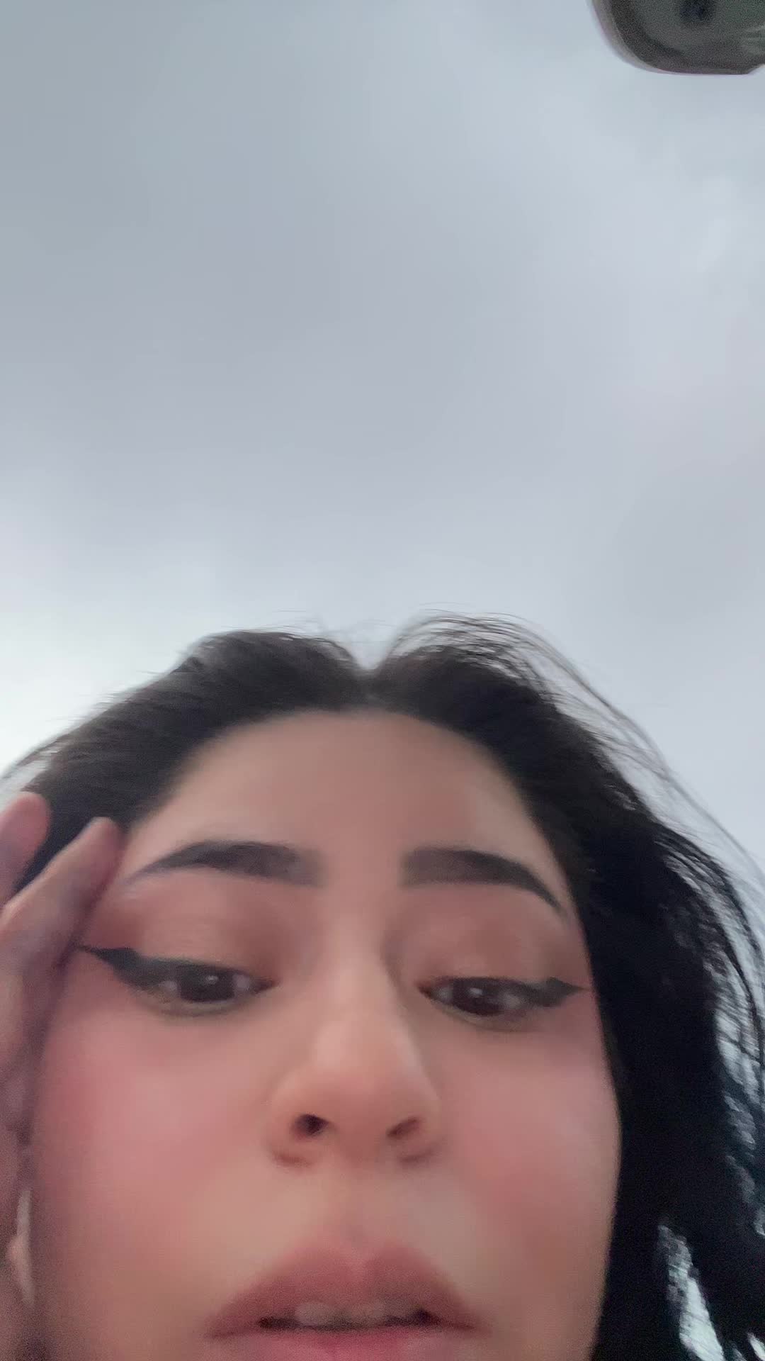 @athenaxiomara