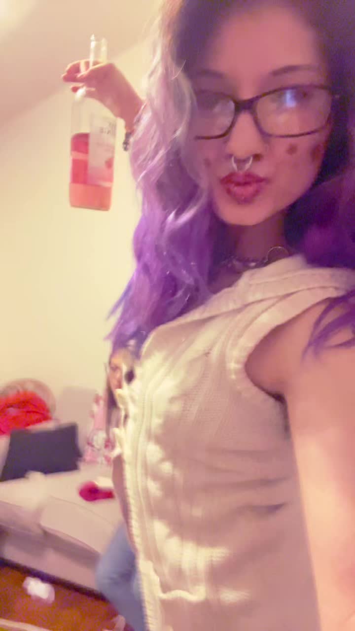 @alondra z.