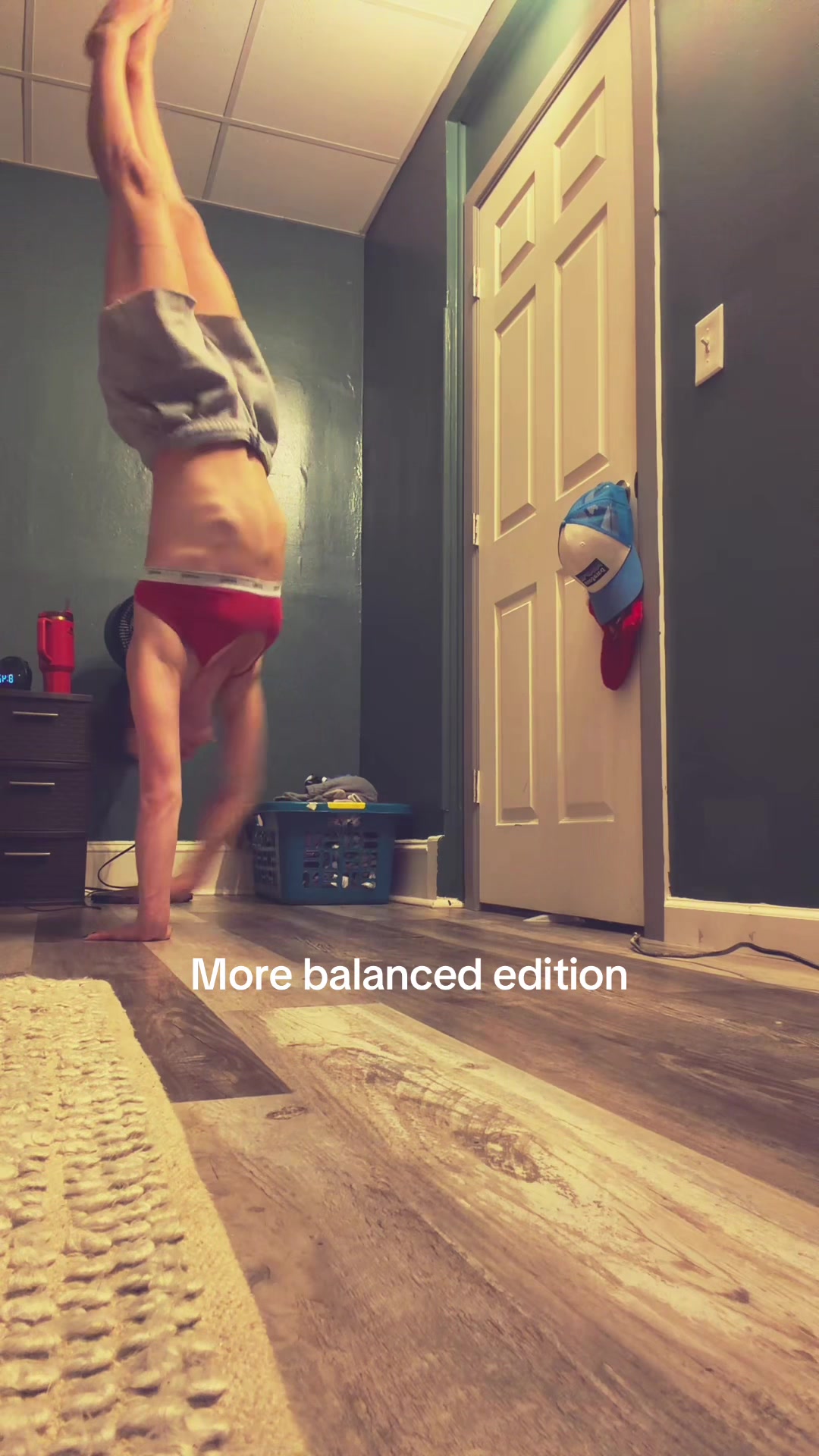 @Maekenzi