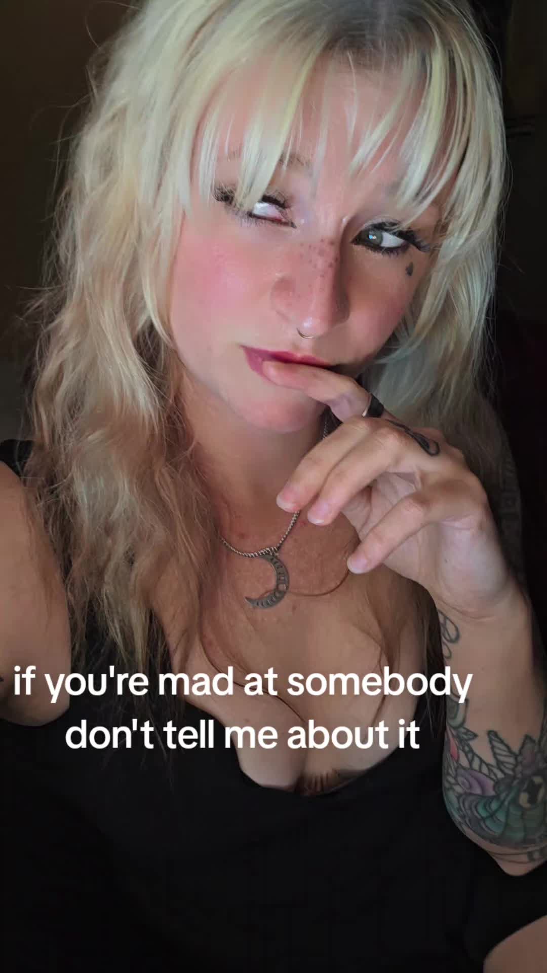 @Lilith 😈🖤
