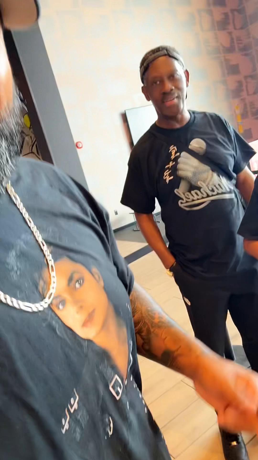 @👑 🦖KING RAW🦖 👑