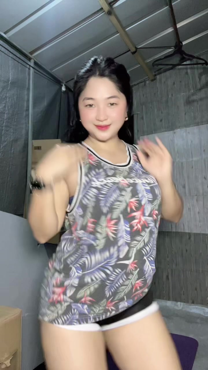 @Sirenang Chinita ᥫ᭡.