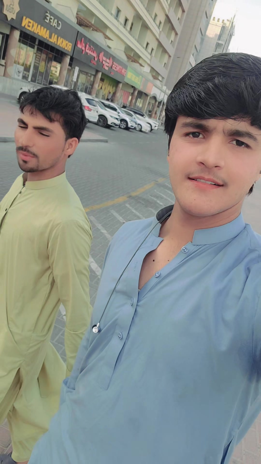@zeeshan Khan45z