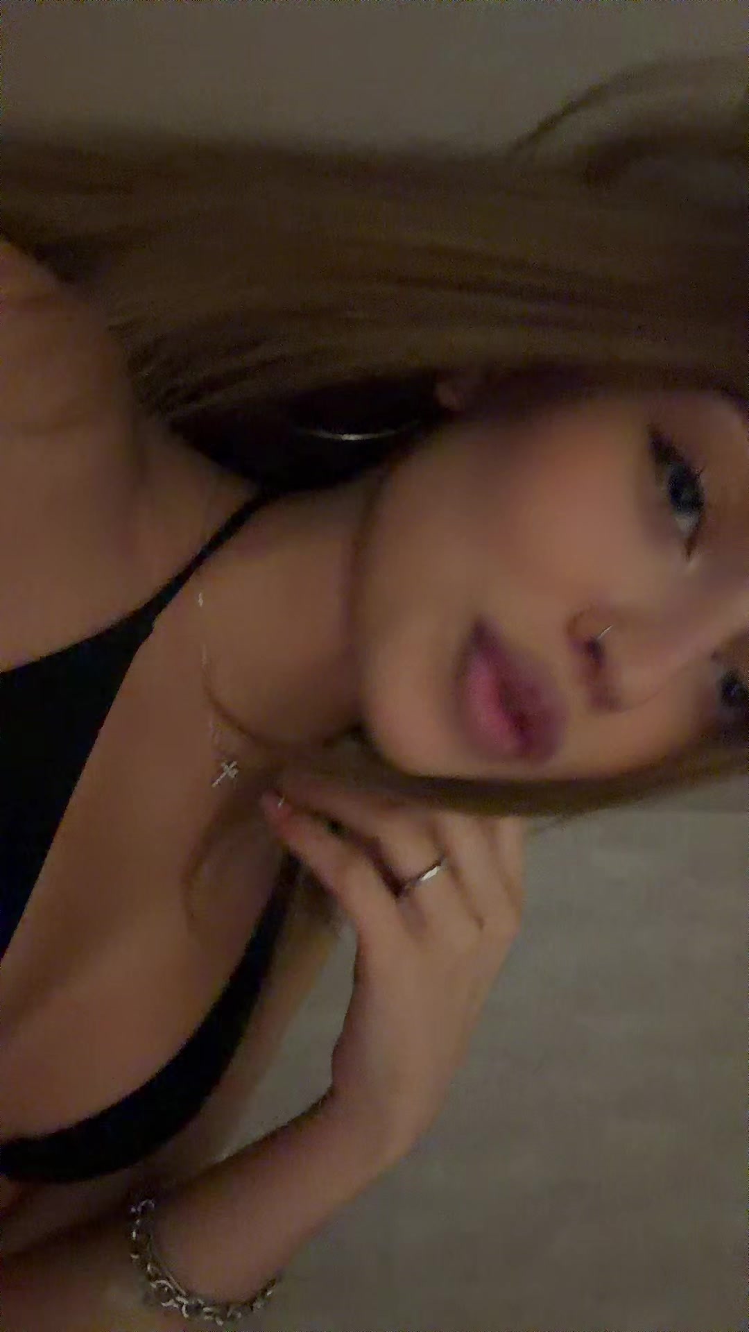 @florra044