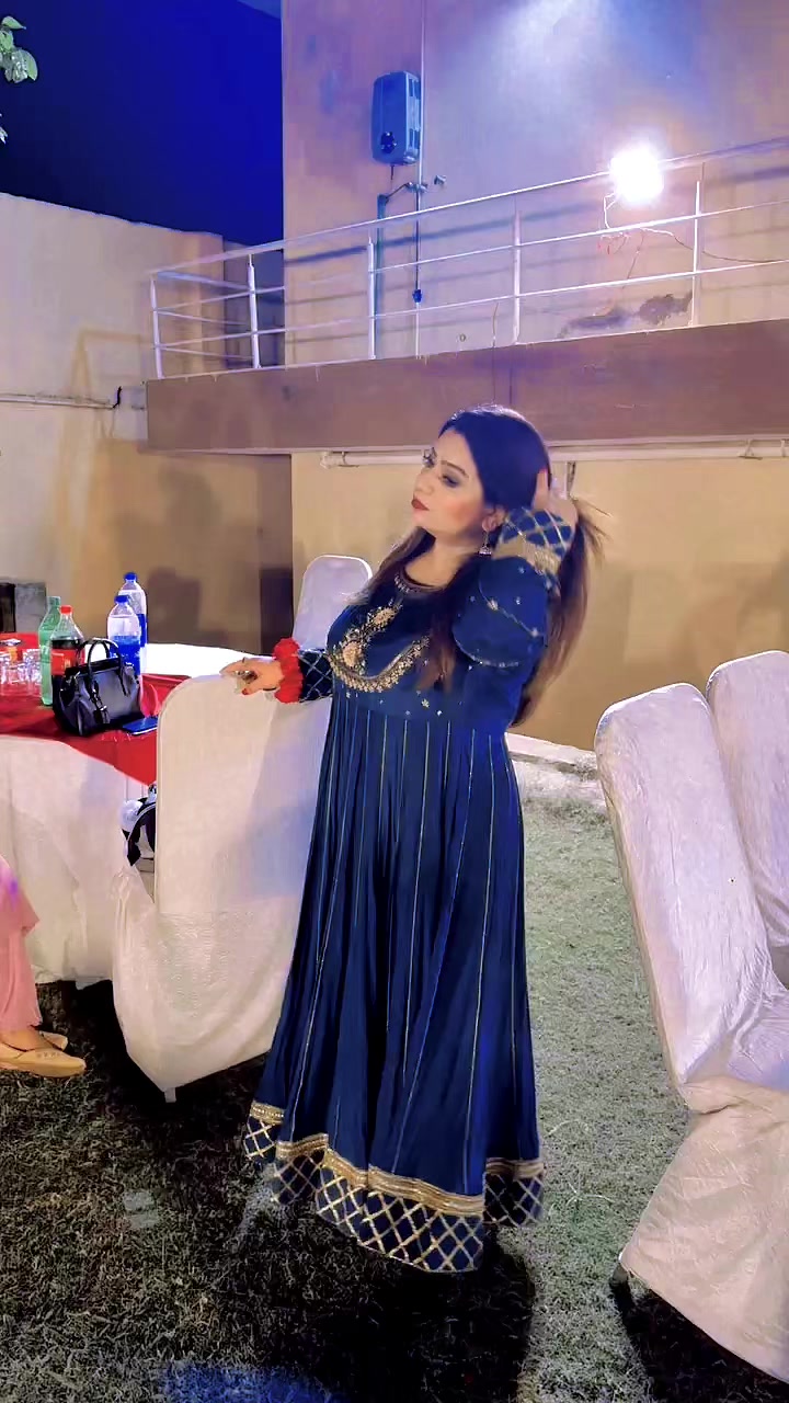 @ZAREEN SHAH❣️