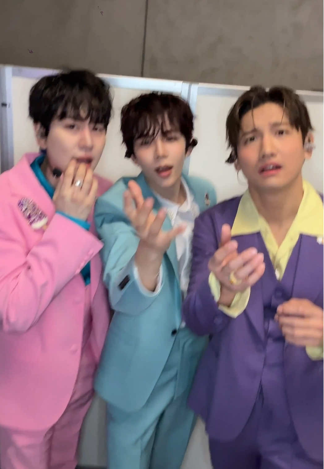 @SUPER JUNIOR