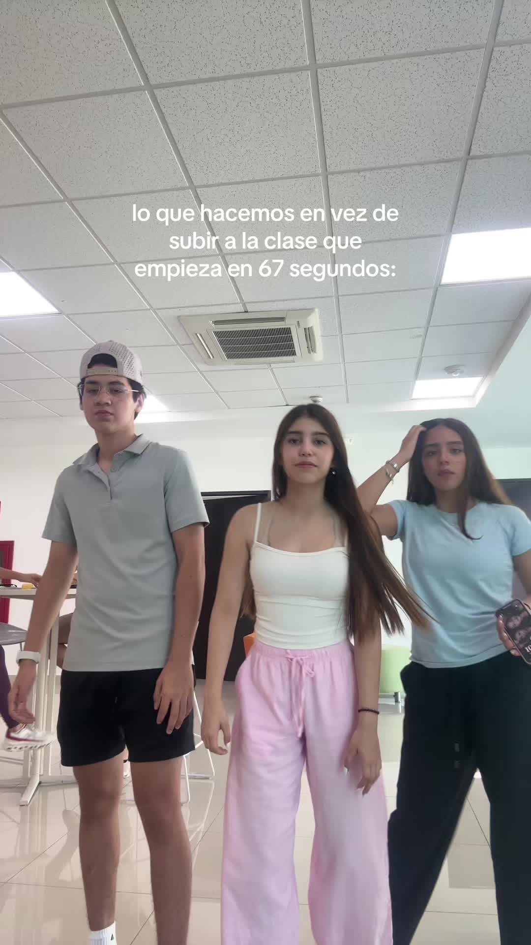 @Aitana