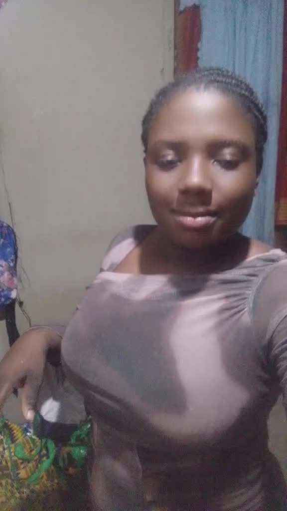 @Nana ama Cutie