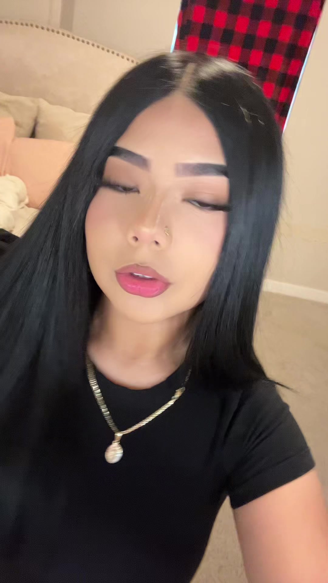 @⃟