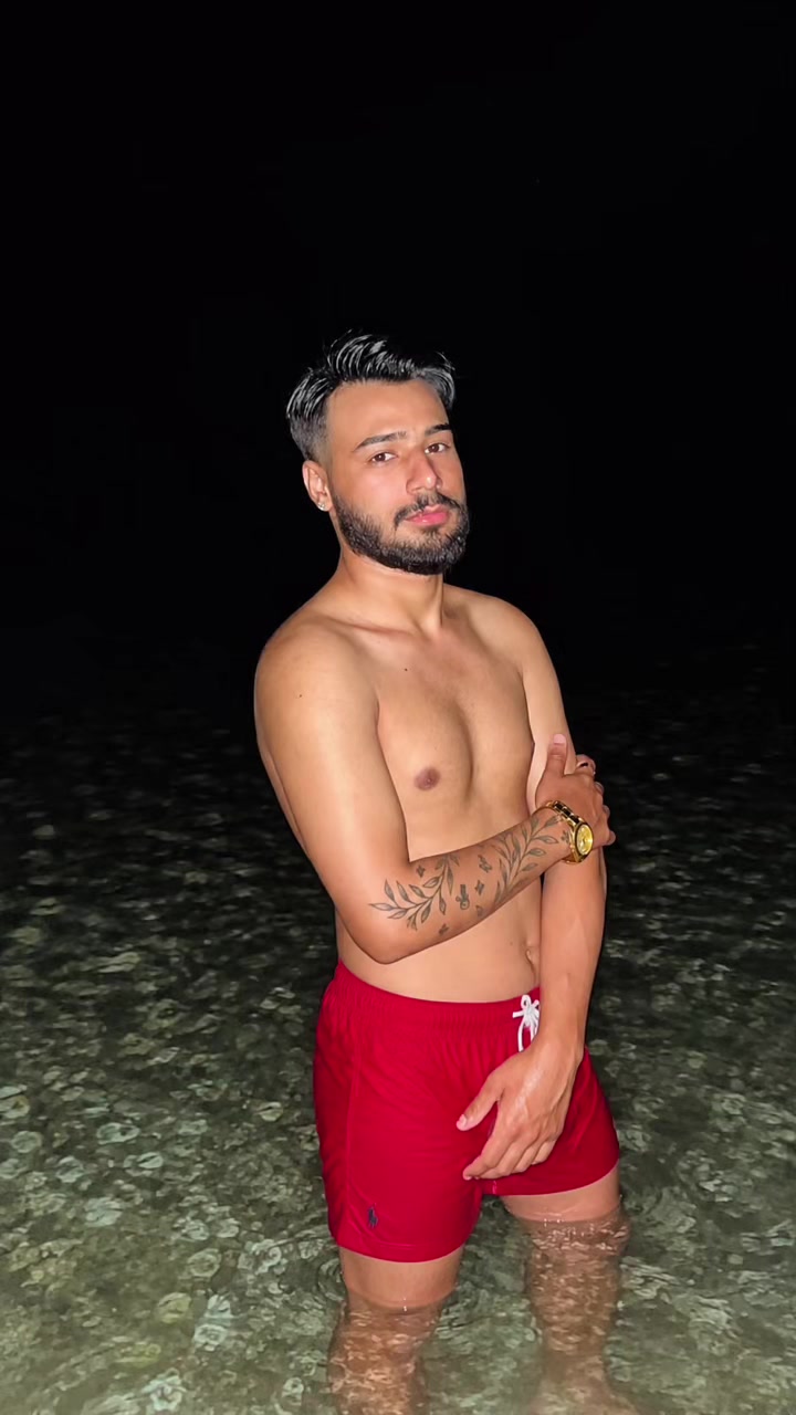 @Azat Padır