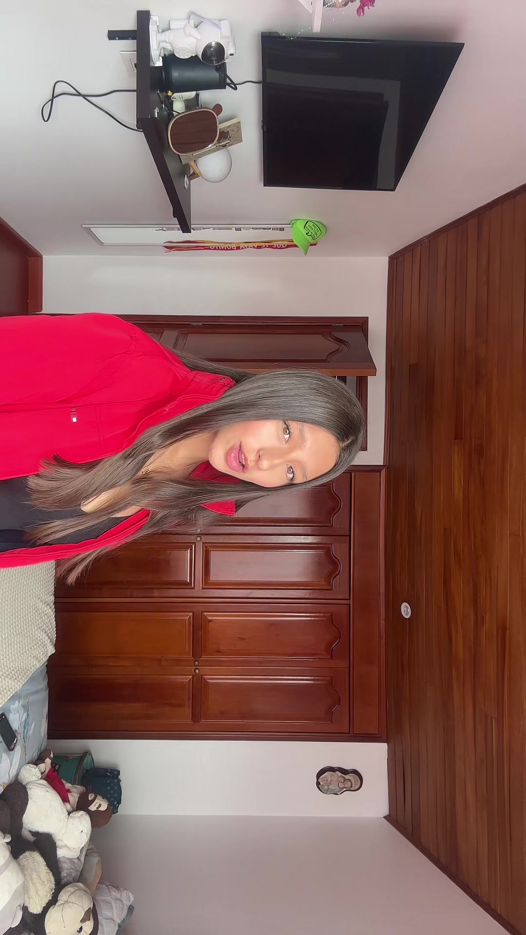 @vicky queennnn