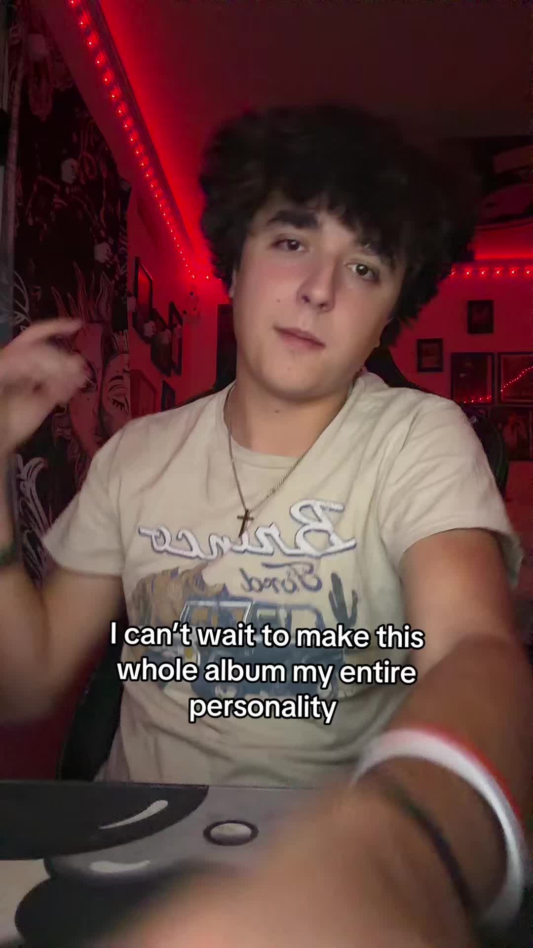 @T