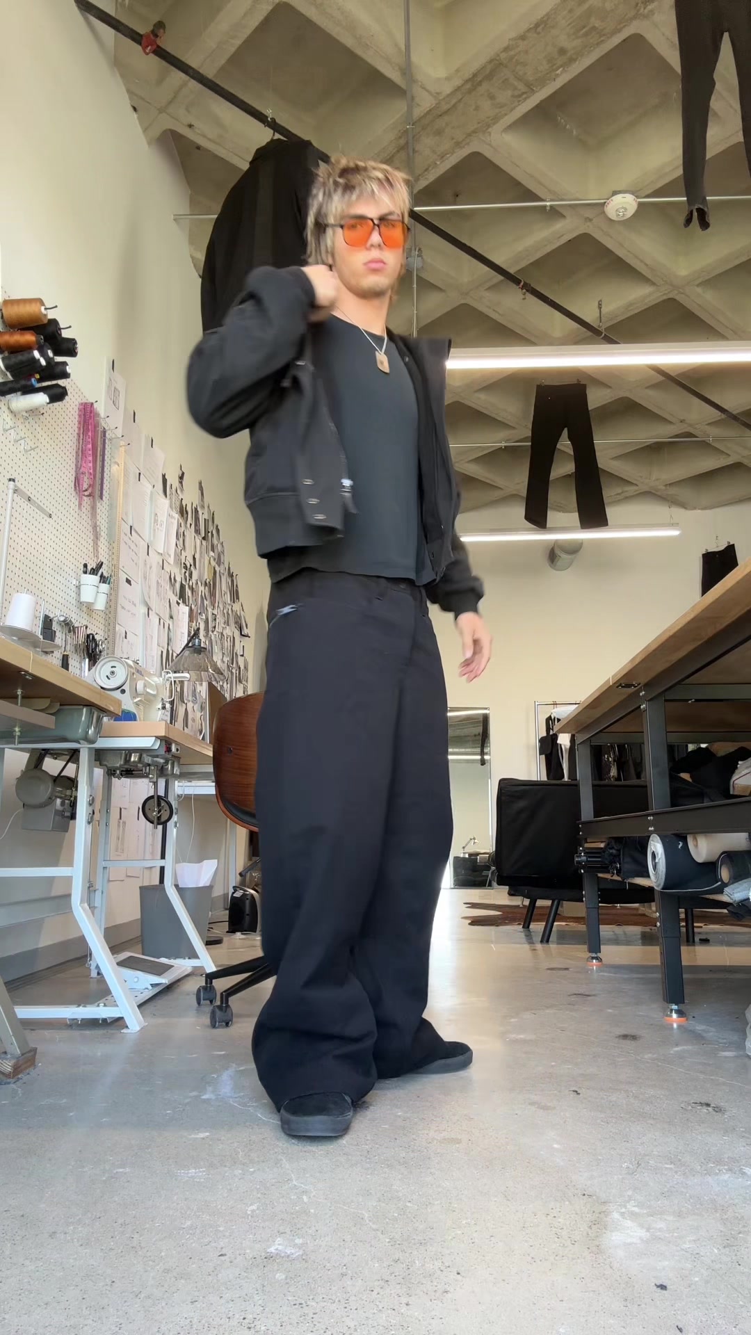@e
