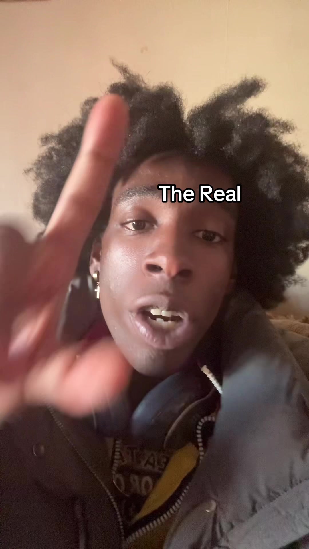 @saucyuglyprettyboi
