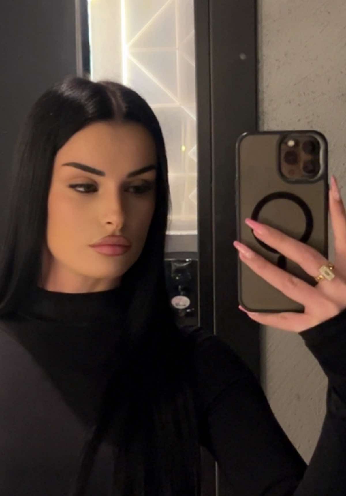 @Melisa Sinaaa