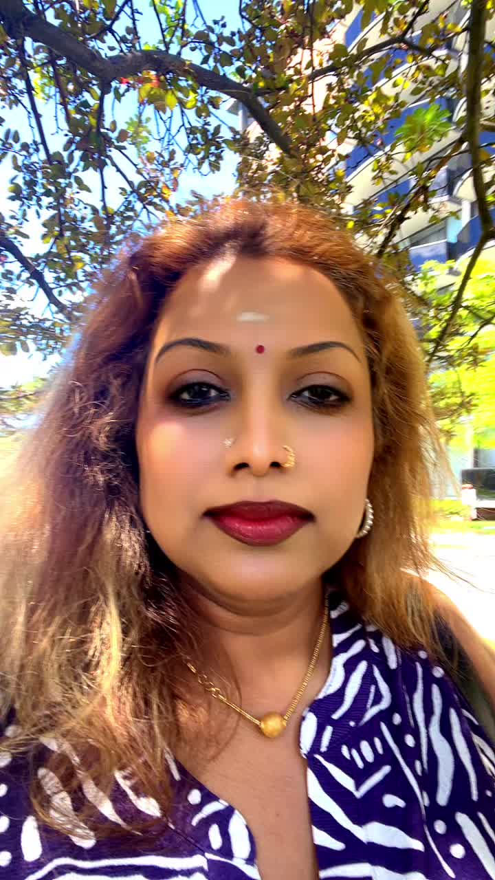 @Shobananava🇨🇦🇱🇰🇸🇬🇳🇬