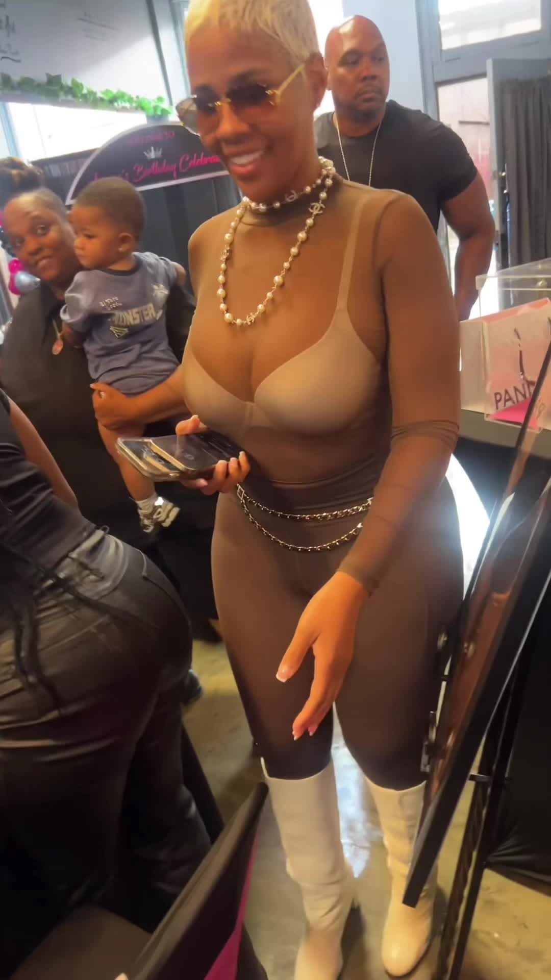@Chareece Carter325