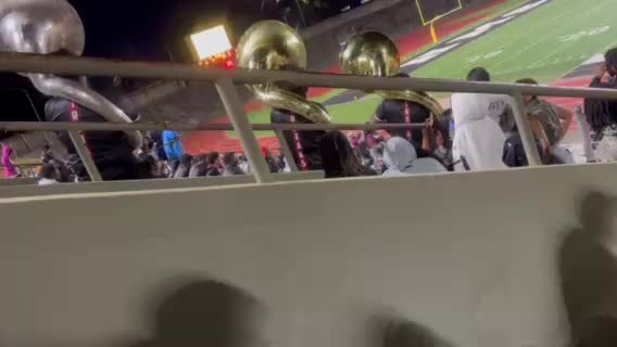 @DJ