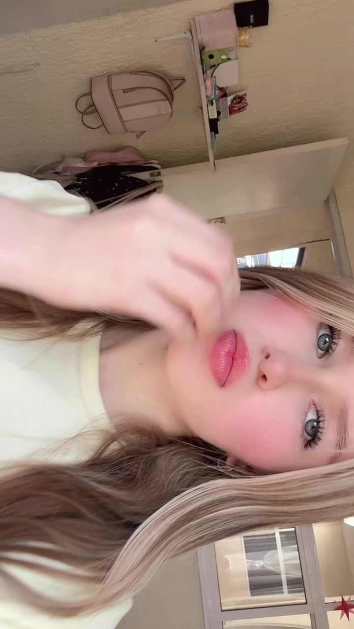 @V a l