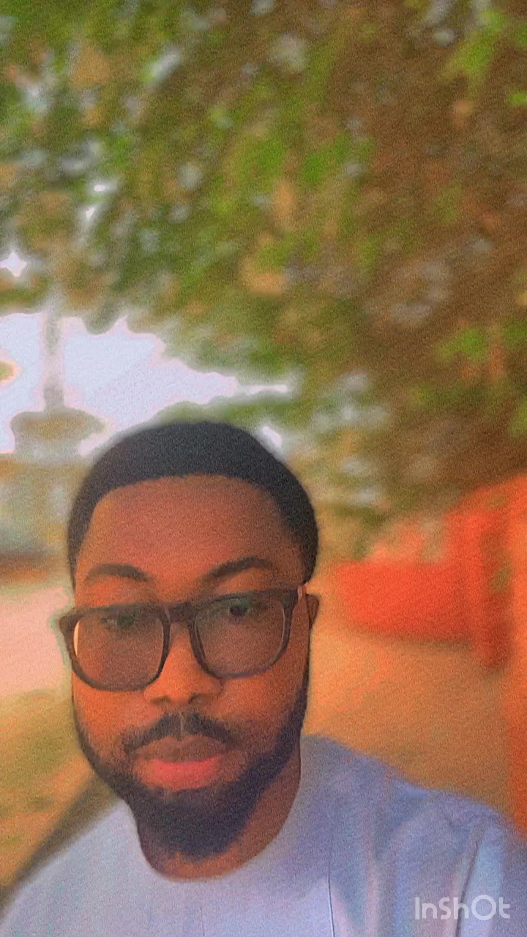 @HUGHES_LARRY 🇬🇭